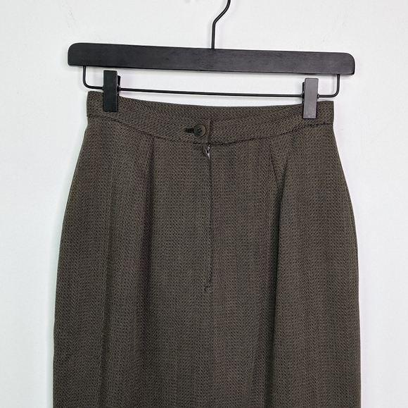 Giorgio Armani Gruppo GFT Wool Pencil Skirt - Picture 3 of 10